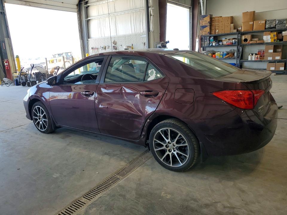 Снимка 2 от търг – 2017 TOYOTA COROLLA с VIN 5YFBURHE9HP613074