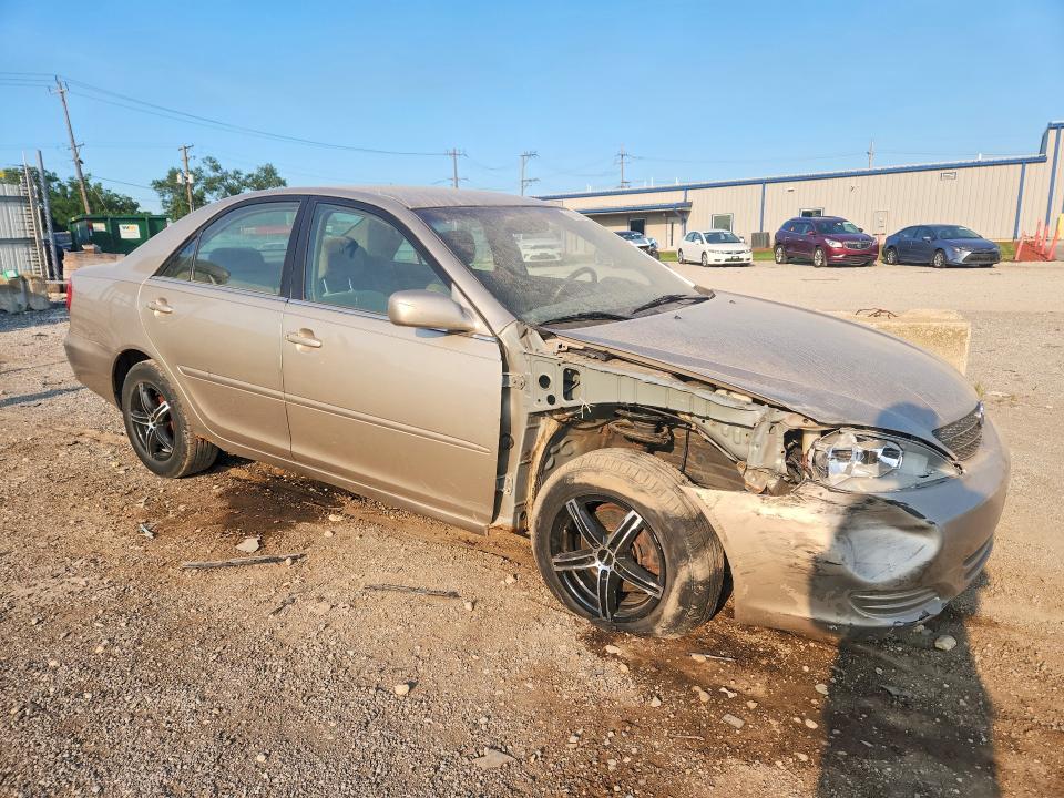 Photo 4 from auction – 2002 TOYOTA CAMRY with VIN 4T1BE32K02U591674