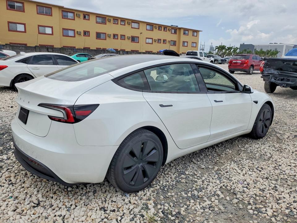 Photo 3 from auction – 2025 TESLA MODEL 3 with VIN 5YJ3E1EA1SF925316