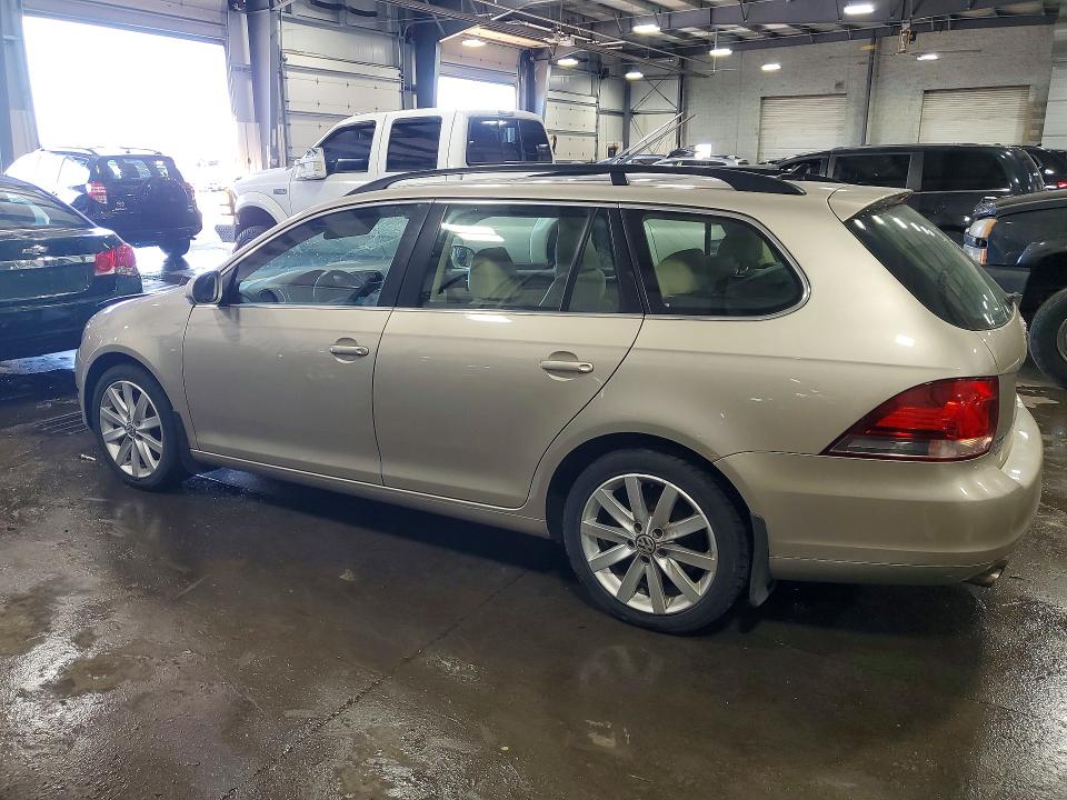 Photo 2 from auction – 2013 VOLKSWAGEN JETTA with VIN 3VWPL7AJ5DM643899