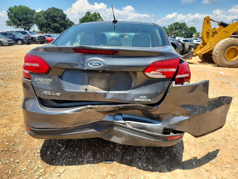 Photo 6 from auction – 2016 FORD FOCUS with VIN 1FADP3F23GL350079