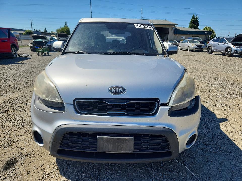 Photo 5 from auction – 2013 KIA SOUL with VIN KNDJT2A56D7774932