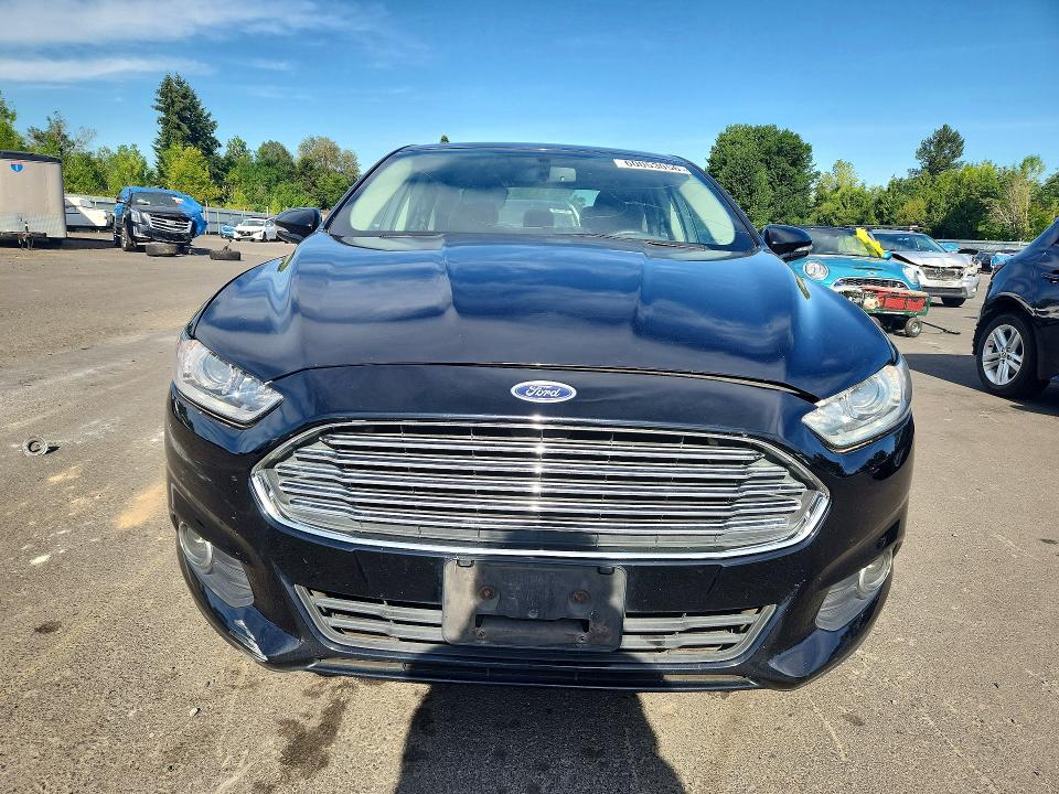 Photo 5 from auction – 2016 FORD FUSION with VIN 3FA6P0HD1GR116451