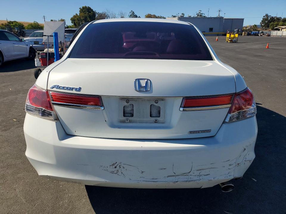 Photo 6 from auction – 2012 HONDA ACCORD with VIN 1HGCP2F60CA102821