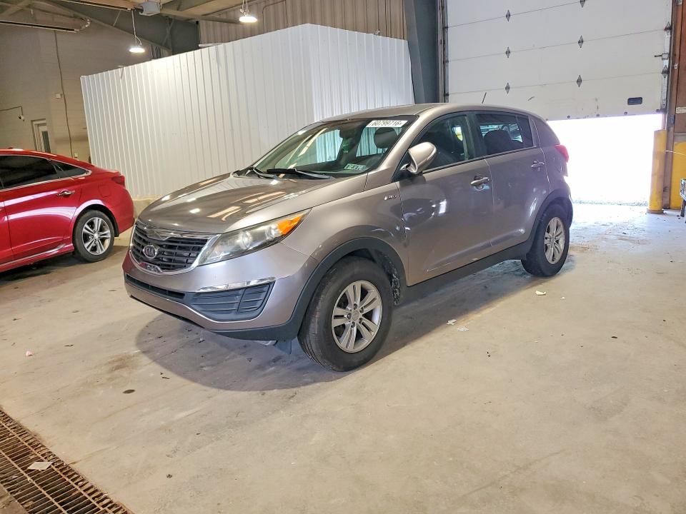 KIA SPORTAGE 2011 with VIN KNDPBCA29B7102272 - Photo from auction