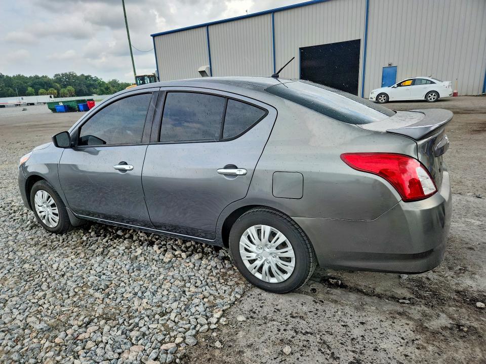 Photo 2 from auction – 2017 NISSAN VERSA with VIN 3N1CN7APXHL830845