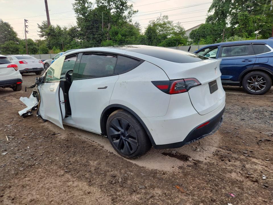 Photo 2 from auction – 2024 TESLA MODEL Y with VIN 7SAYGDED3RF129160