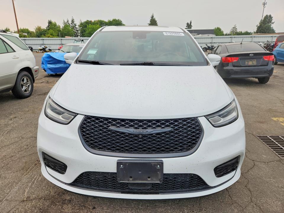 Photo 5 from auction – 2022 CHRYSLER PACIFICA with VIN 2C4RC1S70NR137127
