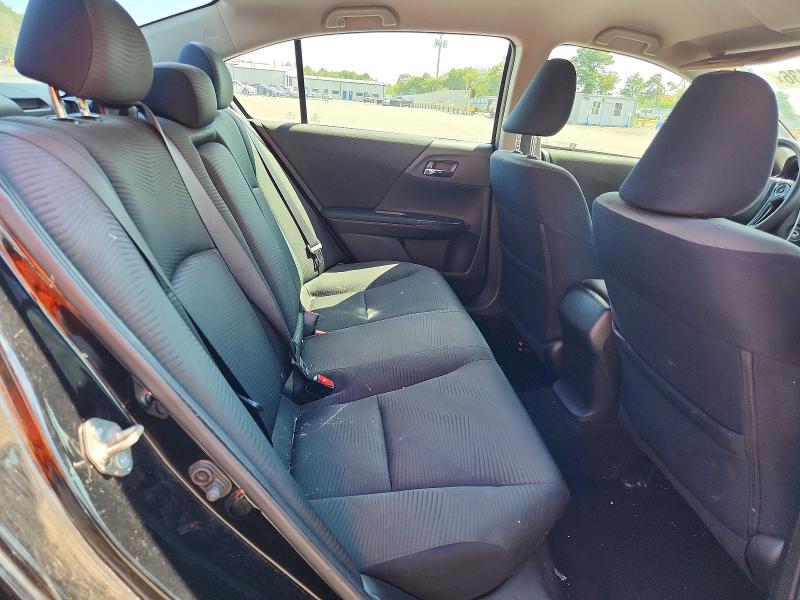 Photo 10 from auction – 2017 HONDA ACCORD with VIN 1HGCR2F35HA251832