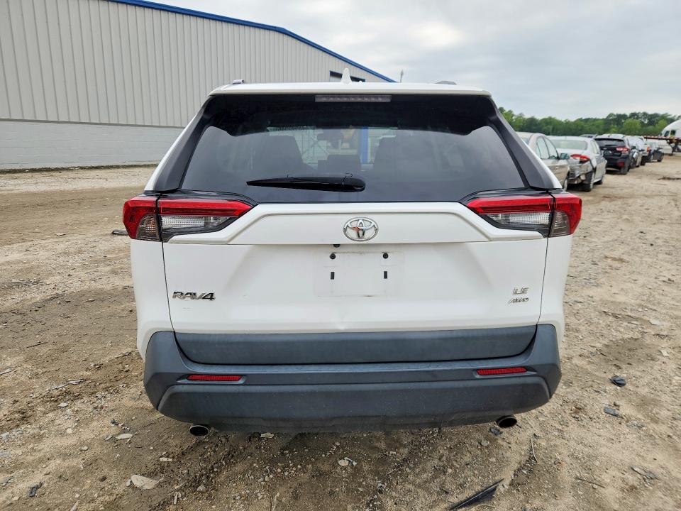 Photo 6 from auction – 2021 TOYOTA RAV4 with VIN 2T3G1RFV5MC158999