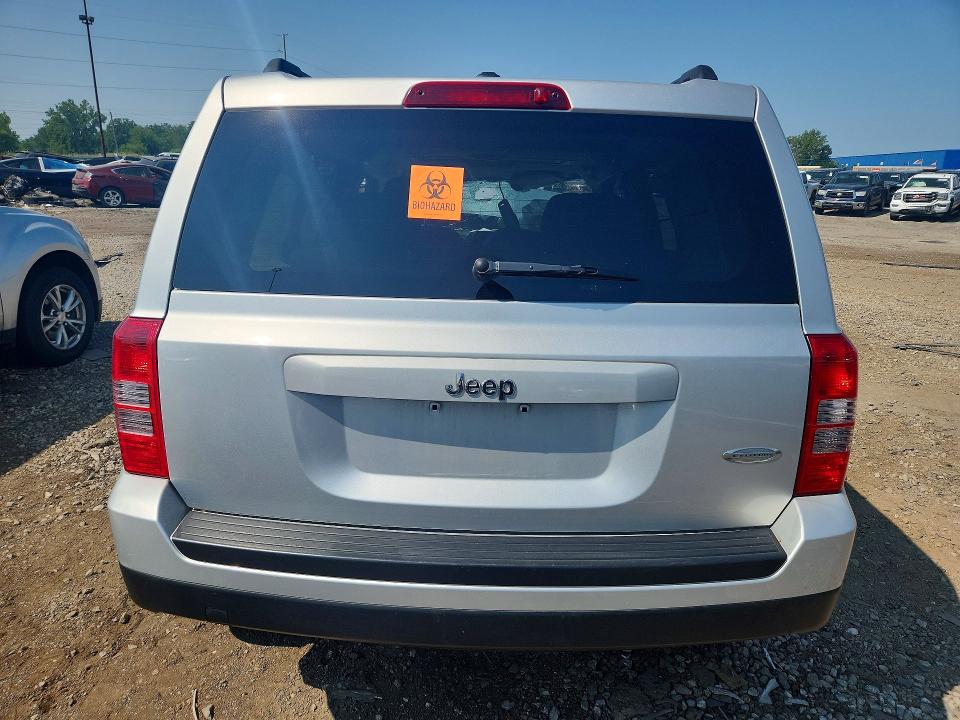 Photo 6 from auction – 2014 JEEP PATRIOT with VIN 1C4NJPFA7ED502225