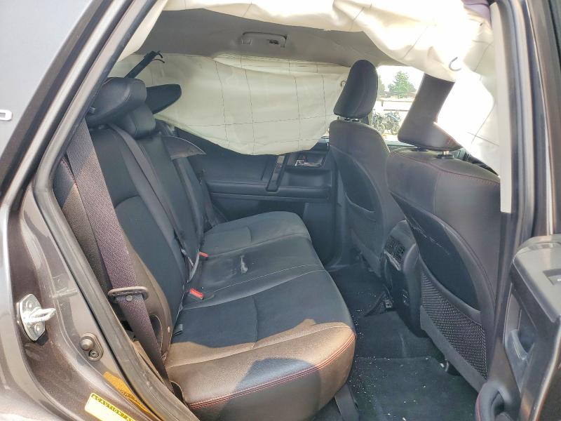 Photo 11 from auction – 2019 TOYOTA 4RUNNER with VIN JTEBU5JRXK5667392