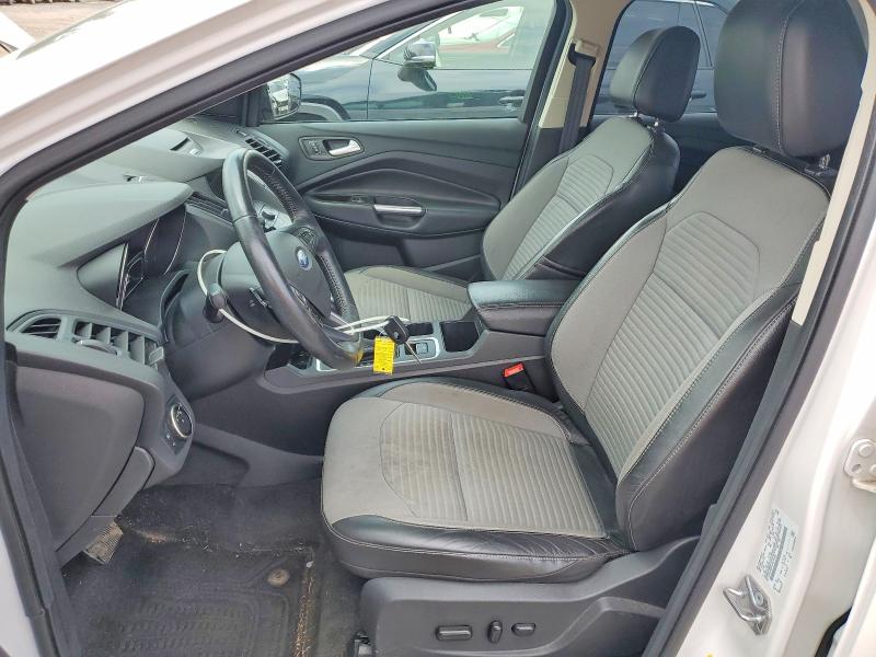 Photo 7 from auction – 2017 FORD ESCAPE with VIN 1FMCU9GD1HUC91896