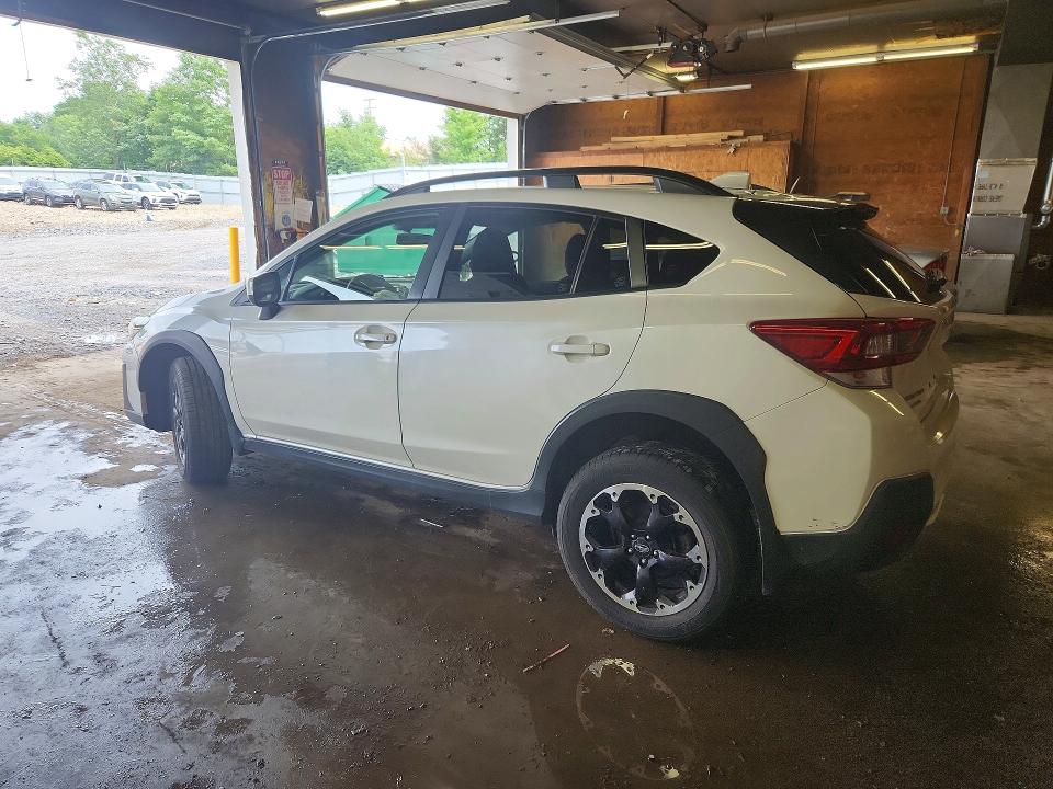 Фото 2 с аукциона – 2023 SUBARU CROSSTREK с VIN JF2GTAEC4PH315640