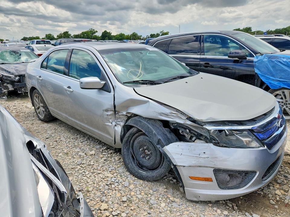 Photo 4 from auction – 2010 FORD FUSION with VIN 3FAHP0HG2AR423170