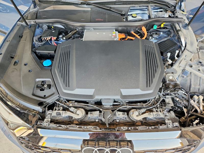 Photo 12 from auction – 2024 AUDI Q8 E-TRON with VIN WA15AAGE9RB014338