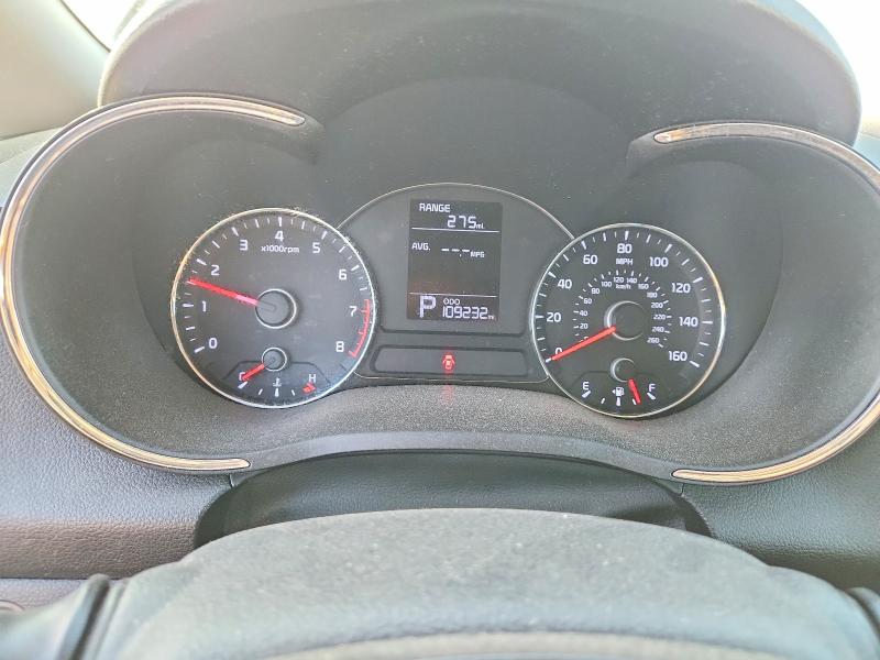 Photo 9 from auction – 2016 KIA FORTE5 with VIN KNAFK5A85G5637465