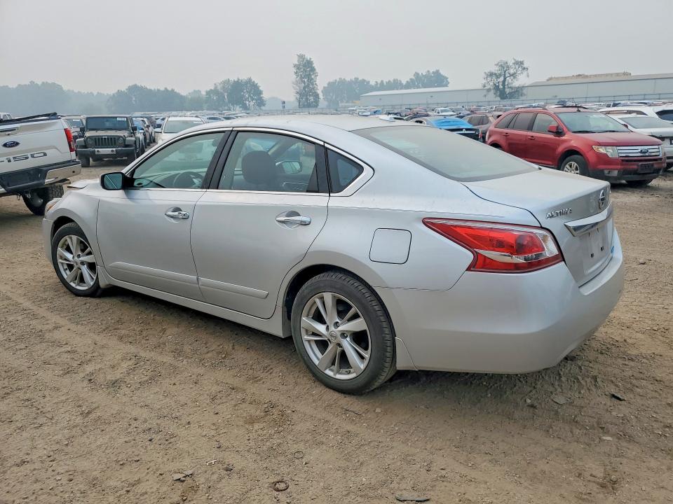 Photo 2 from auction – 2013 NISSAN ALTIMA with VIN 1N4AL3AP5DC237702