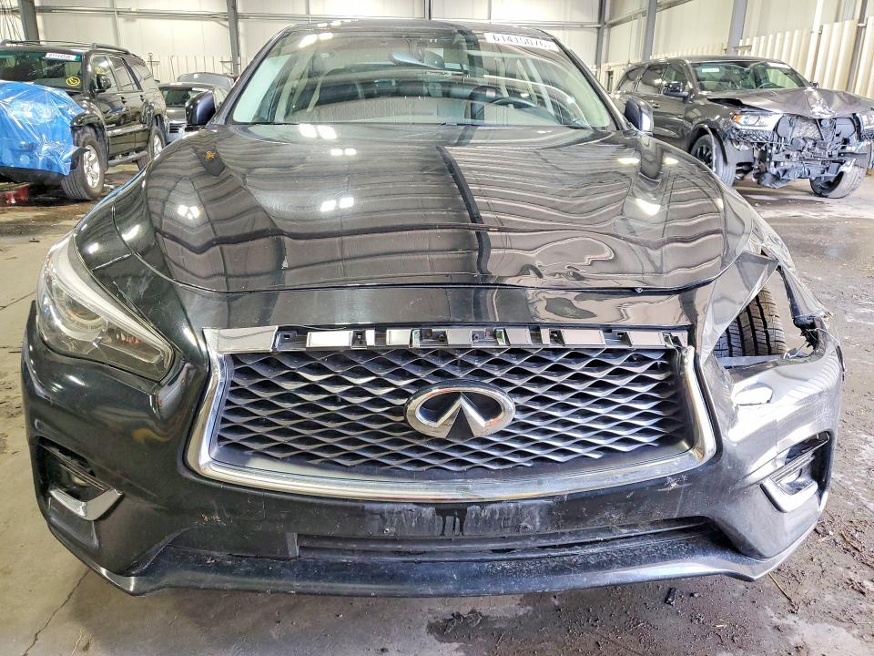 Photo 5 from auction – 2019 INFINITI Q50 with VIN JN1EV7AR2KM556130