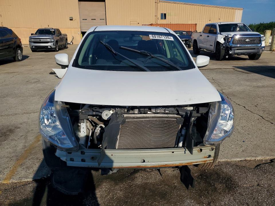 Photo 5 from auction – 2017 NISSAN VERSA with VIN 3N1CN7AP6HL845715