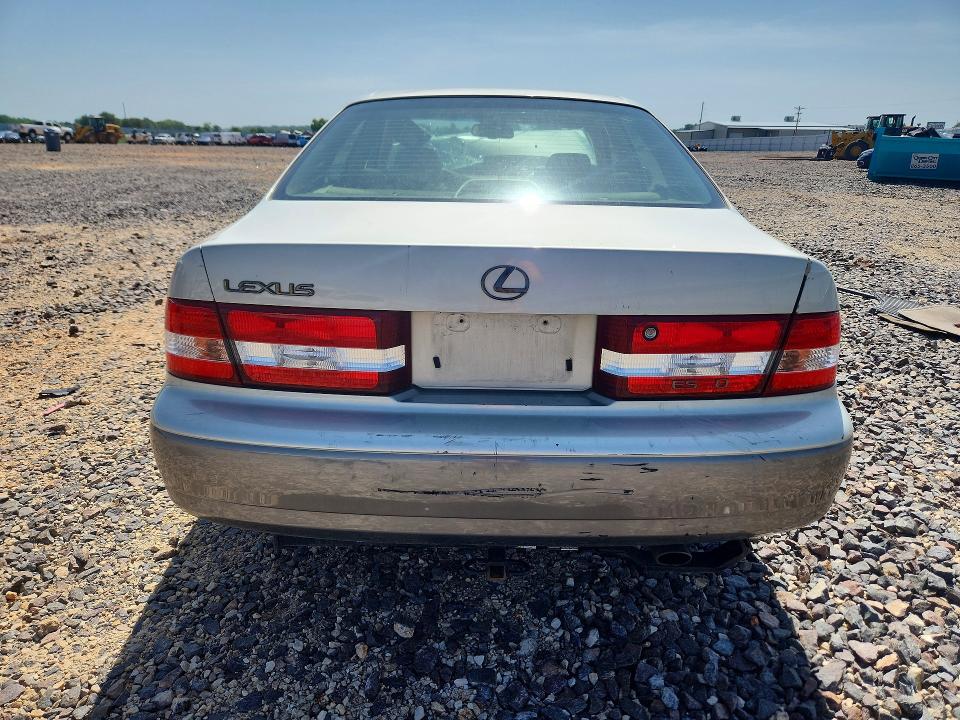 Photo 6 from auction – 2001 LEXUS ES with VIN JT8BF28G210319971