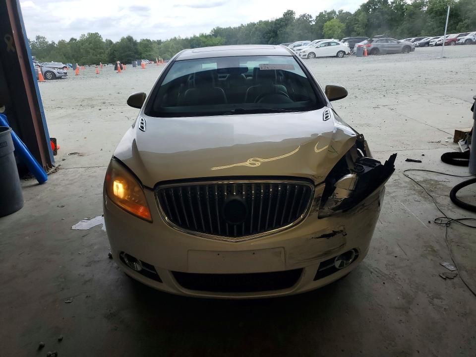 Photo 5 from auction – 2015 BUICK VERANO with VIN 1G4PS5SK6F4105983