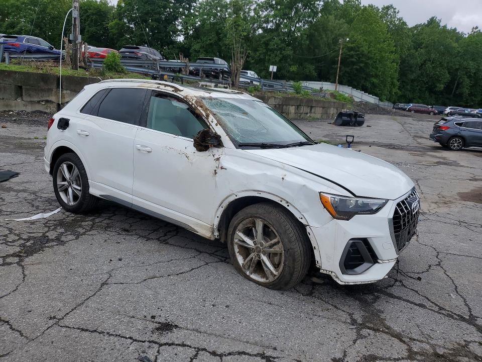 Photo 4 from auction – 2022 AUDI Q3 with VIN WA1DECF37N1076705