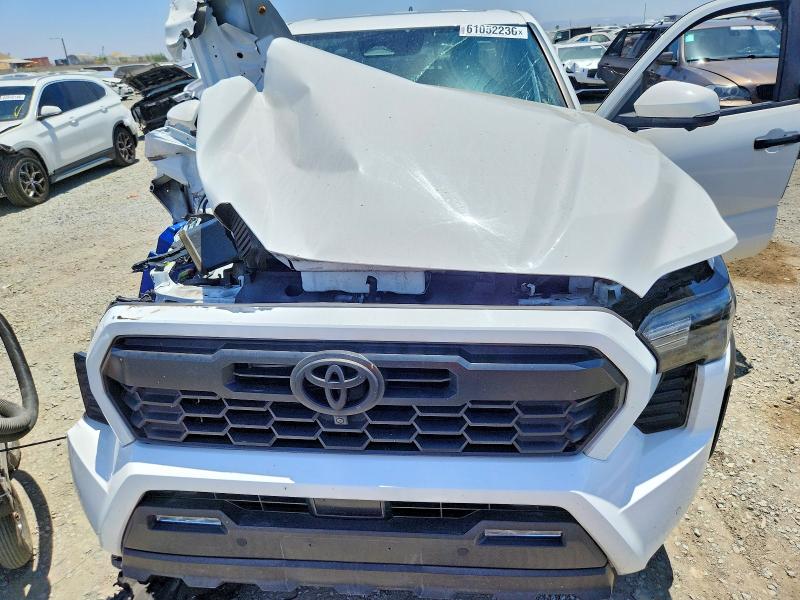Photo 11 from auction – 2024 TOYOTA TACOMA with VIN 3TYLB5JN1RT007763