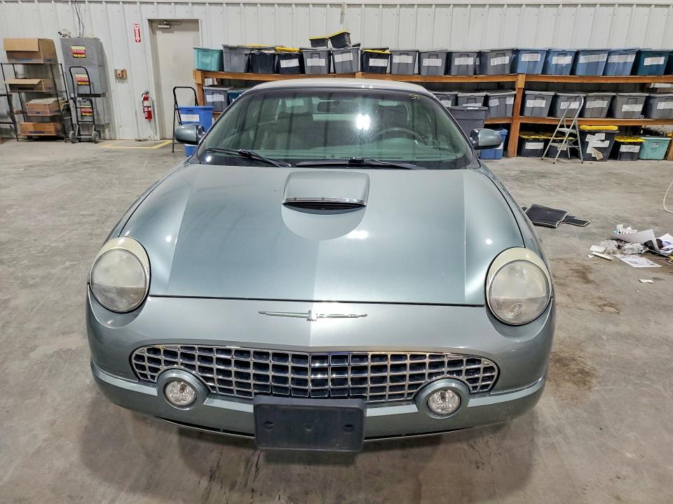 Photo 5 from auction – 2004 FORD THUNDERBIRD with VIN 1FAHP63AX4Y107558