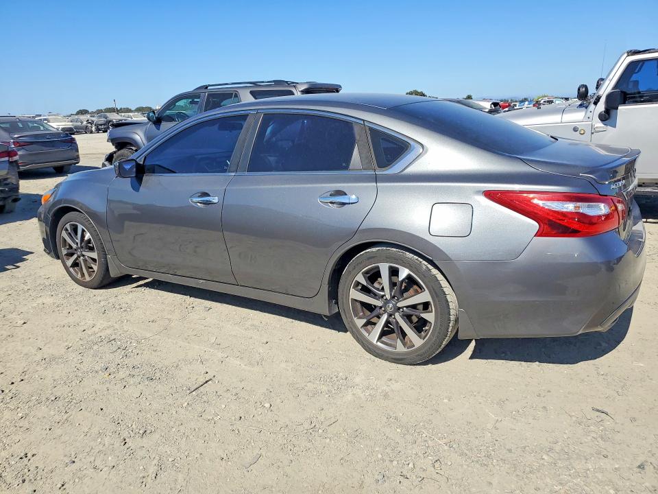Photo 2 from auction – 2016 NISSAN ALTIMA with VIN 1N4AL3AP1GC135673