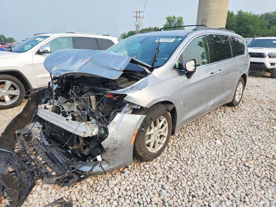 CHRYSLER VOYAGER 2020 with VIN 2C4RC1DG3LR176823 - Photo from auction