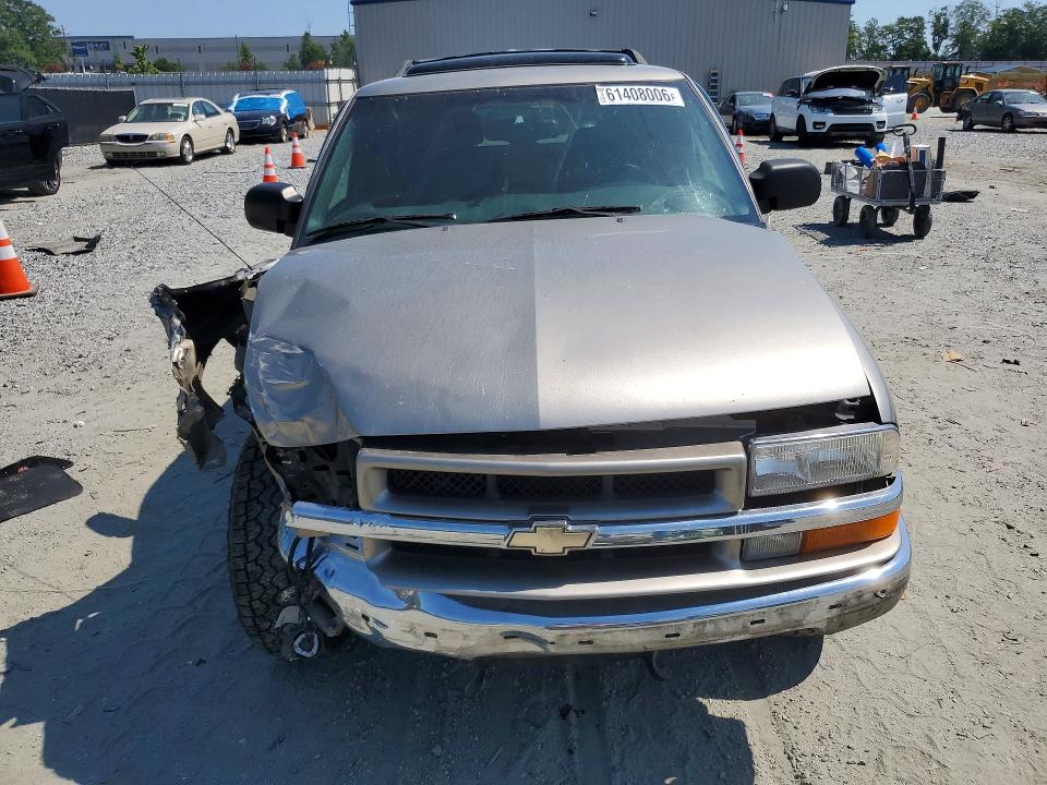 Photo 5 from auction – 1999 CHEVROLET BLAZER with VIN 1GNDT13W8X2239784