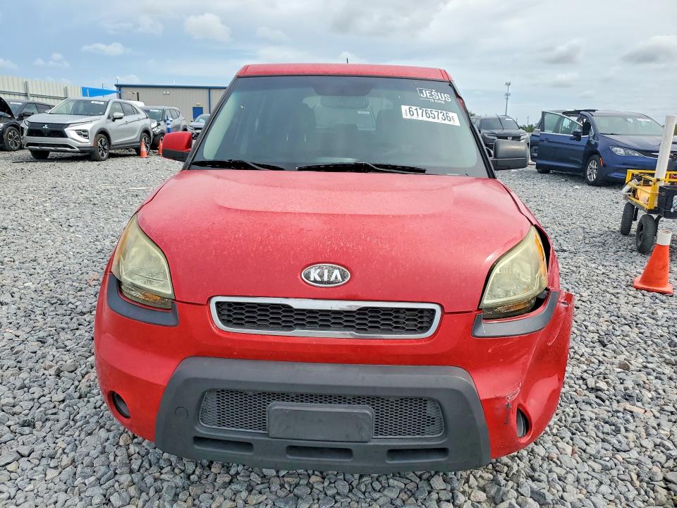 Photo 5 from auction – 2011 KIA SOUL with VIN KNDJT2A23B7304005