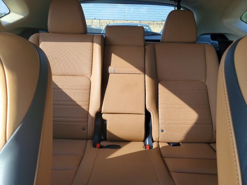 Photo 10 from auction – 2017 LEXUS NX 200T with VIN JTJBARBZ7H2114872