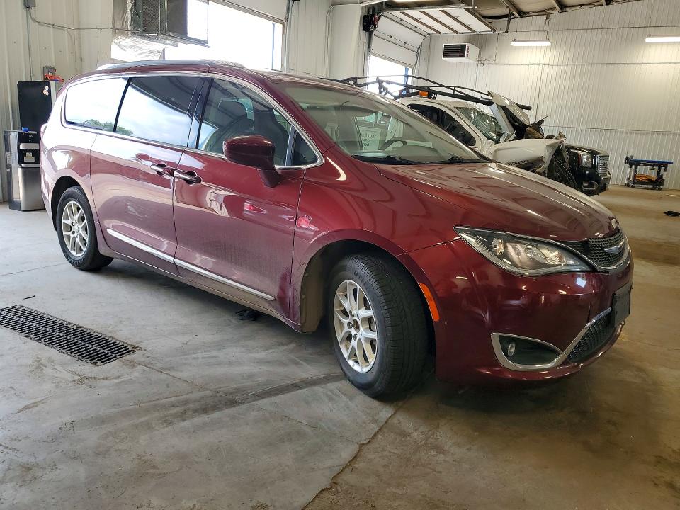 Photo 4 from auction – 2020 CHRYSLER PACIFICA with VIN 2C4RC1BG0LR124763