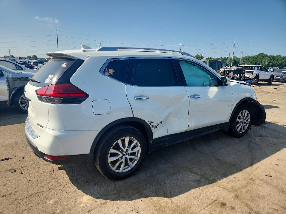 Photo 3 from auction – 2017 NISSAN ROGUE with VIN KNMAT2MV0HP502412