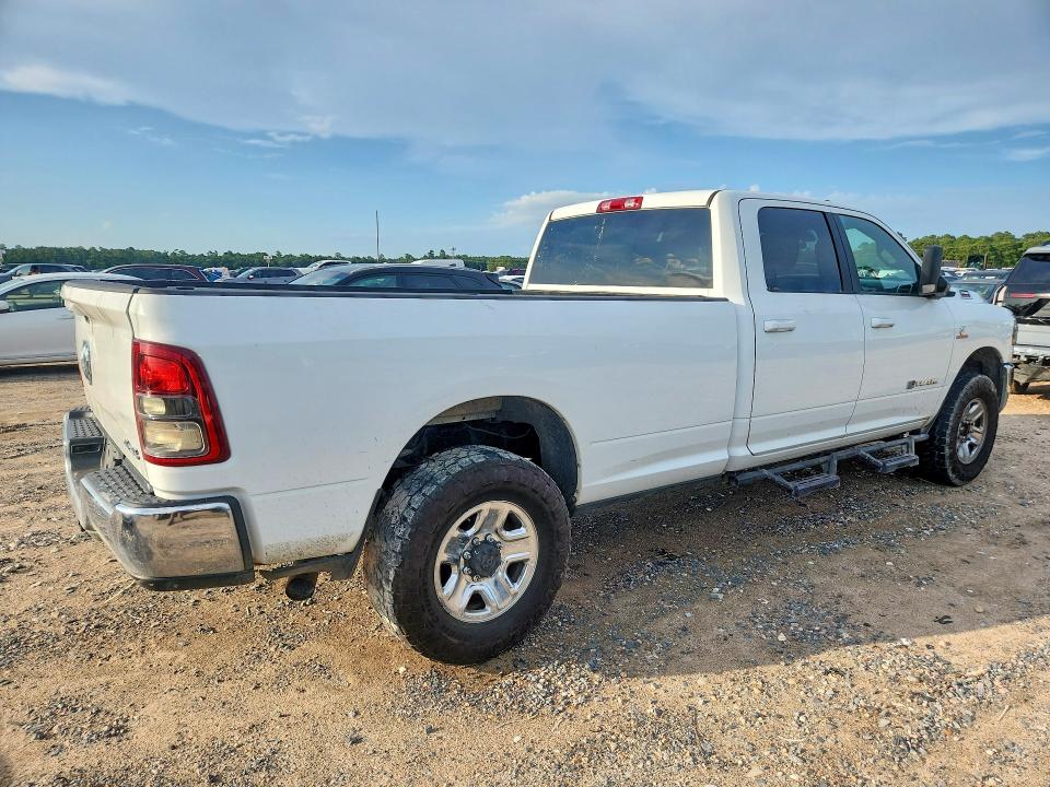 Photo 3 from auction – 2022 RAM 3500 with VIN 3C63R3HL5NG302865