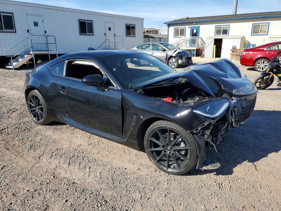 Photo 4 from auction – 2023 TOYOTA GR 86 with VIN JF1ZNBE18P9757469
