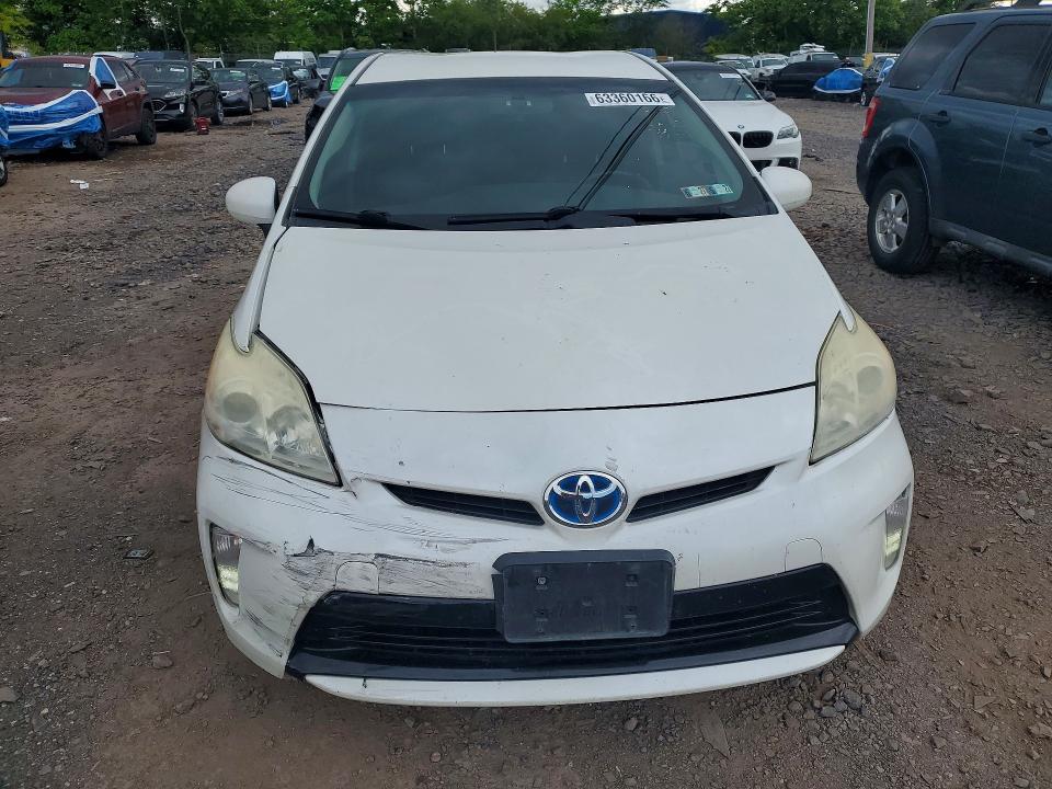 Photo 5 from auction – 2013 TOYOTA PRIUS with VIN JTDKN3DU7D5587914