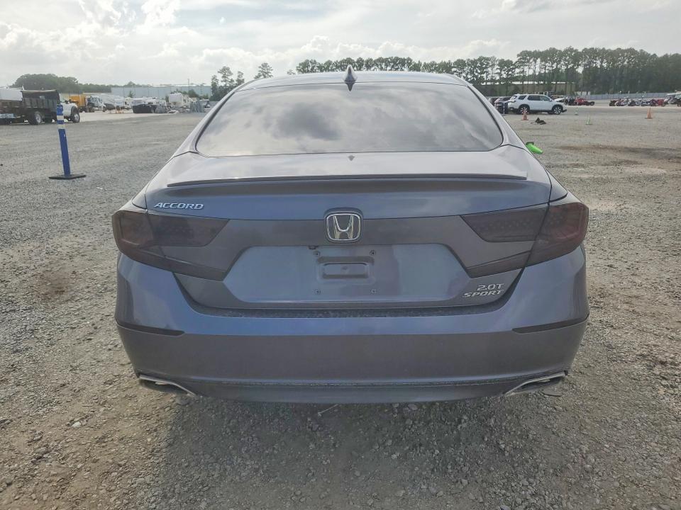 Photo 6 from auction – 2018 HONDA ACCORD with VIN 1HGCV2F36JA049390