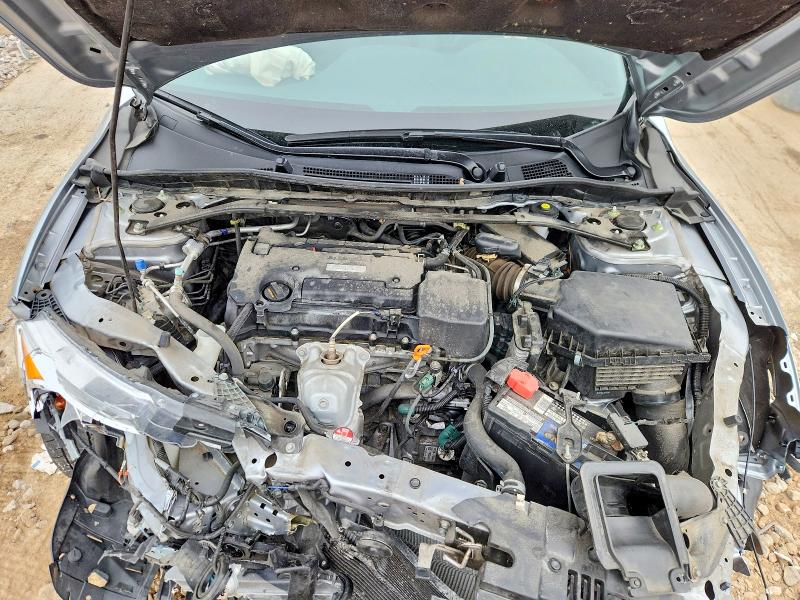 Photo 11 from auction – 2017 HONDA ACCORD with VIN 1HGCR2F58HA046670