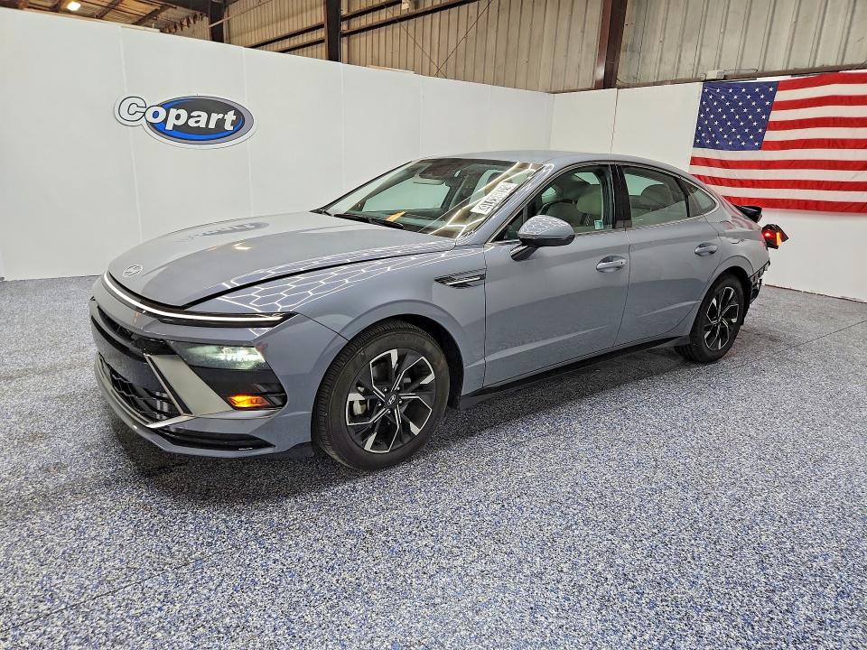 HYUNDAI SONATA 2025 with VIN KMHL64JA7SA461828 - Photo from auction