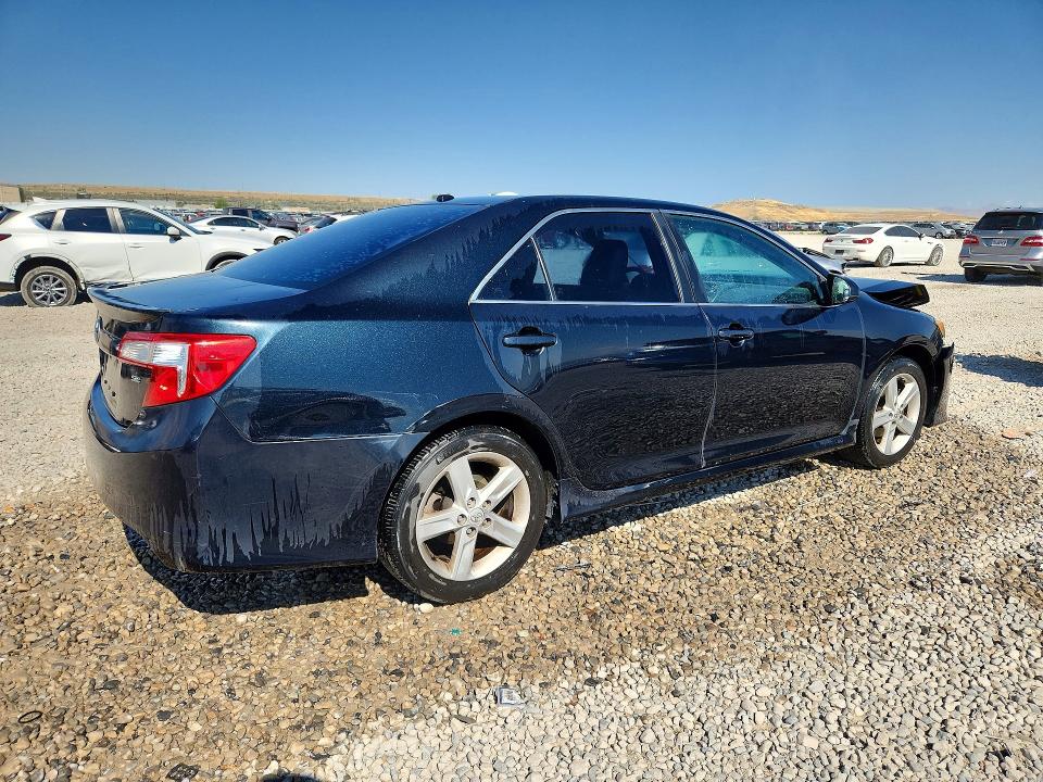 Photo 3 from auction – 2013 TOYOTA CAMRY with VIN 4T1BF1FK8DU683520