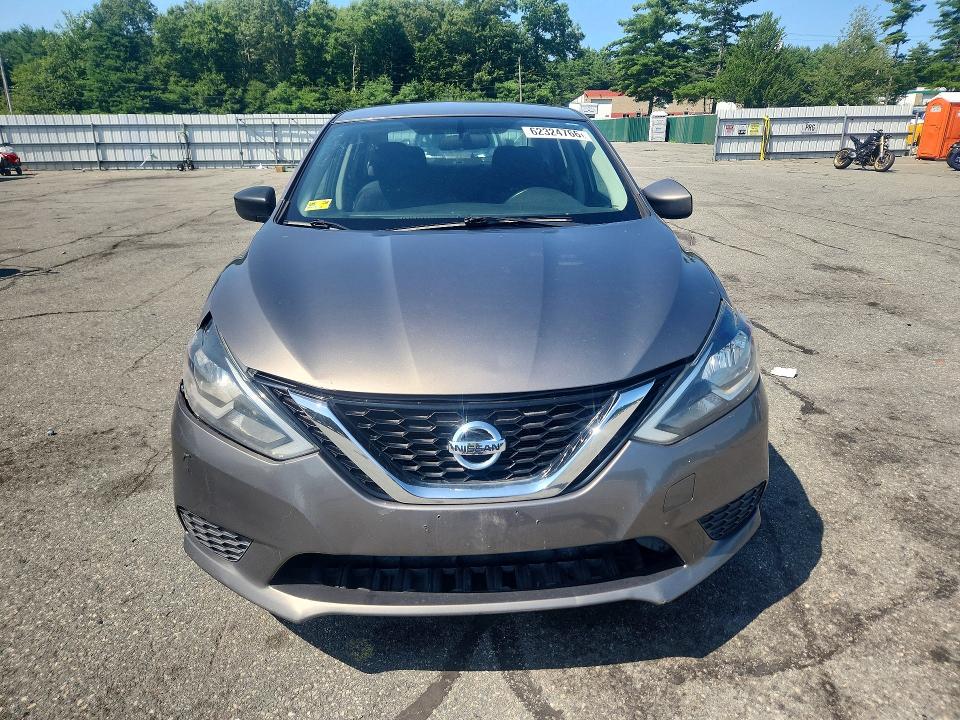 Photo 5 from auction – 2016 NISSAN SENTRA with VIN 3N1AB7AP6GL643911