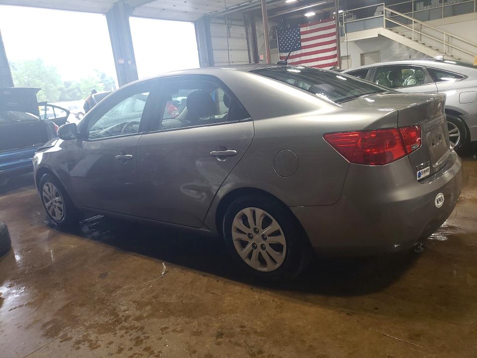Photo 2 from auction – 2012 KIA FORTE with VIN KNAFU4A20C5632104