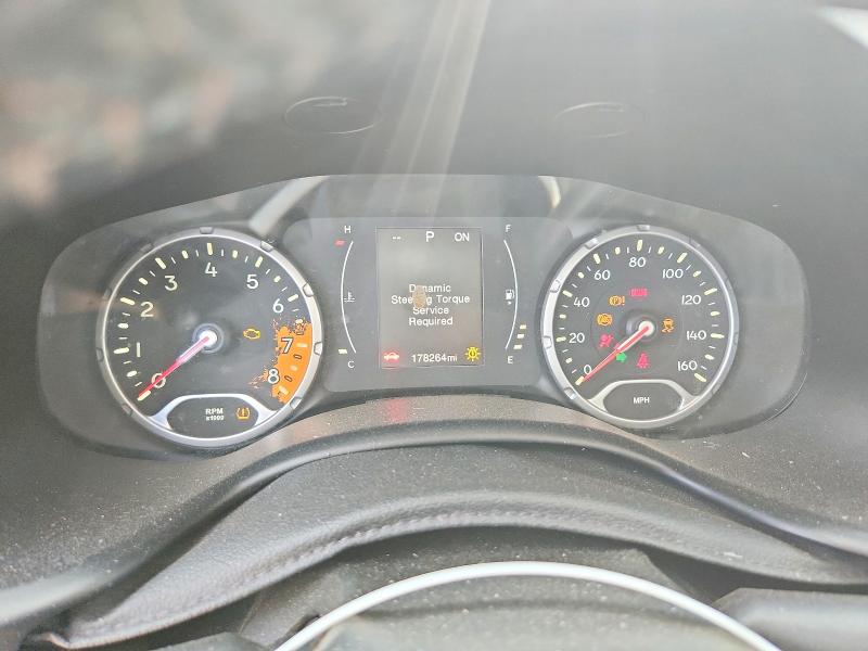 Photo 9 from auction – 2015 JEEP RENEGADE with VIN ZACCJBBTXFPB29475