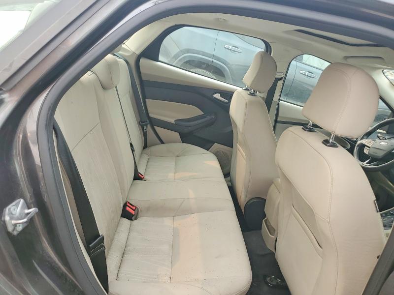 Photo 10 from auction – 2015 FORD FOCUS with VIN 1FADP3F20FL268647