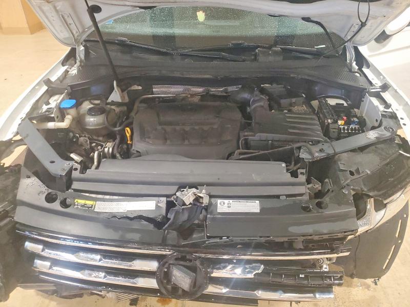 Photo 12 from auction – 2018 VOLKSWAGEN TIGUAN with VIN 3VV2B7AX4JM205263