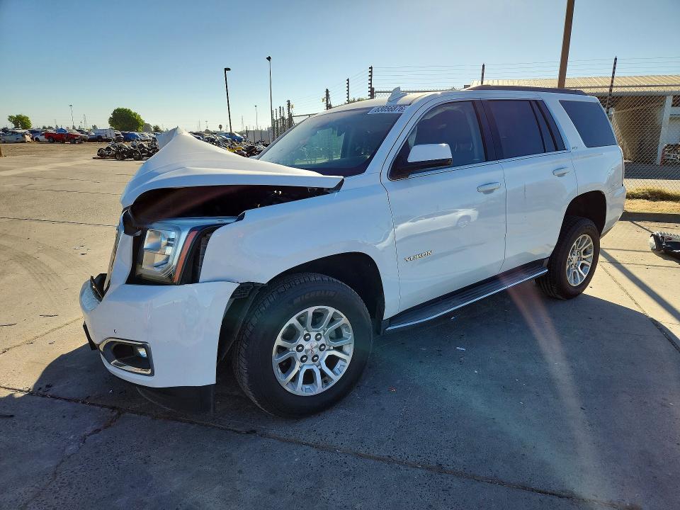 GMC YUKON 2018 with VIN 1GKS2BKC8JR388649 - Photo from auction