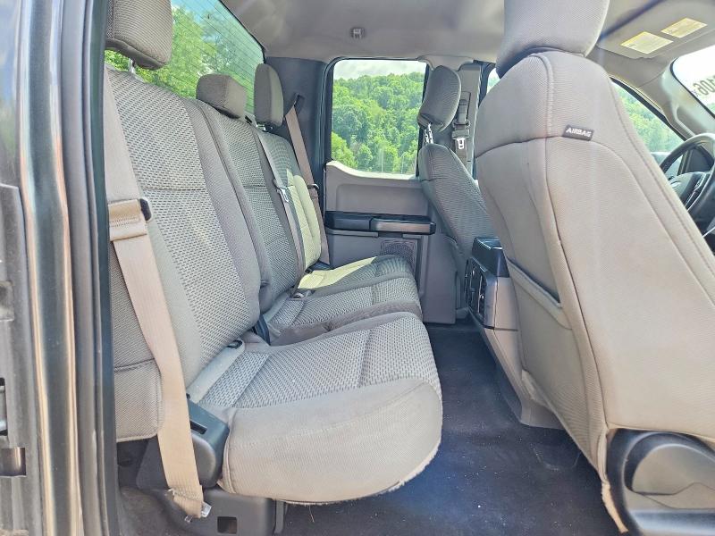 Photo 10 from auction – 2017 FORD F150 with VIN 1FTFX1EF2HKE32341